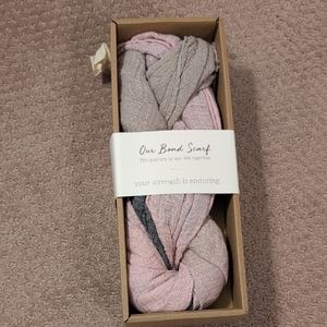 Demdaco Pink and Gray Scarf NWT in box